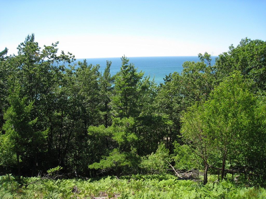 Michigan TC 2010-07 0470.jpg - The Michigan West Coast Tour of July 2010. From Luddington State Park to Traverse City for the Cherry Festival!